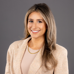 Dra Emily Fuqua, DMD  Alpharetta Smile Center